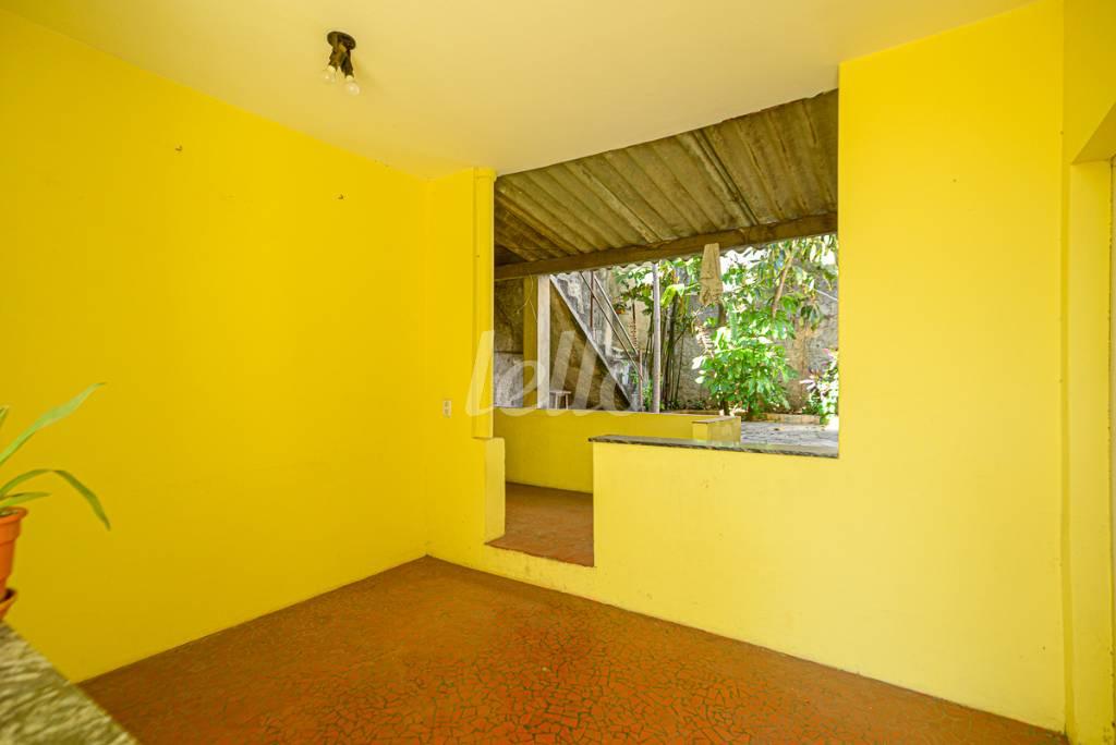 ENTRADA de Casa à venda, sobrado com 214 m², 2 quartos e 2 vagas em Vila Maria - São Paulo