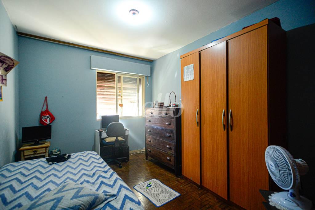 QUARTO de Apartamento à venda, Padrão com 135 m², 3 quartos e 1 vaga em Pinheiros - São Paulo