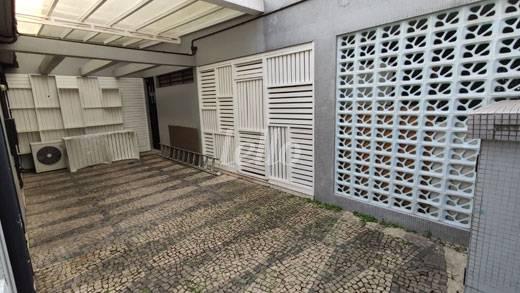 QUINTAL de Casa à venda, sobrado com 369 m², e 5 vagas em Vila Mariana - São Paulo