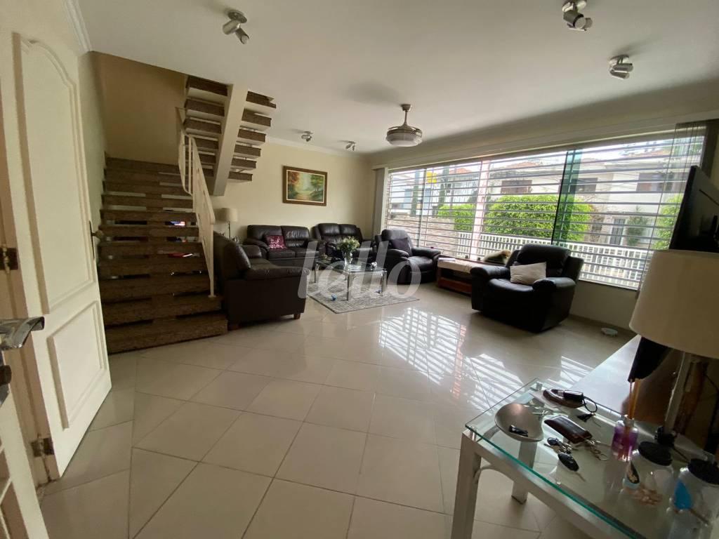 SALA de Casa à venda, sobrado com 246 m², 4 quartos e 4 vagas em Mooca - São Paulo