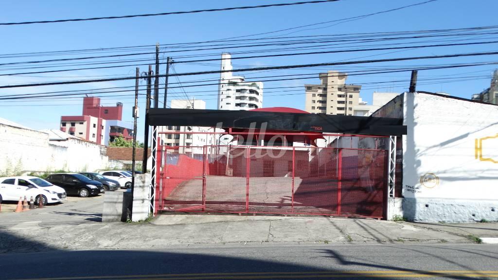 FACHADA de Área / Terreno para alugar, Padrão com 300 m², e em Tucuruvi - São Paulo