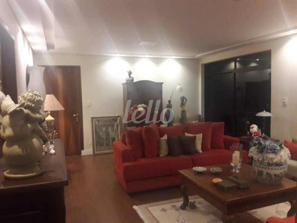 SALA de Apartamento à venda, Padrão com 124 m², 4 quartos e 2 vagas em Vila Guiomar - Santo André
