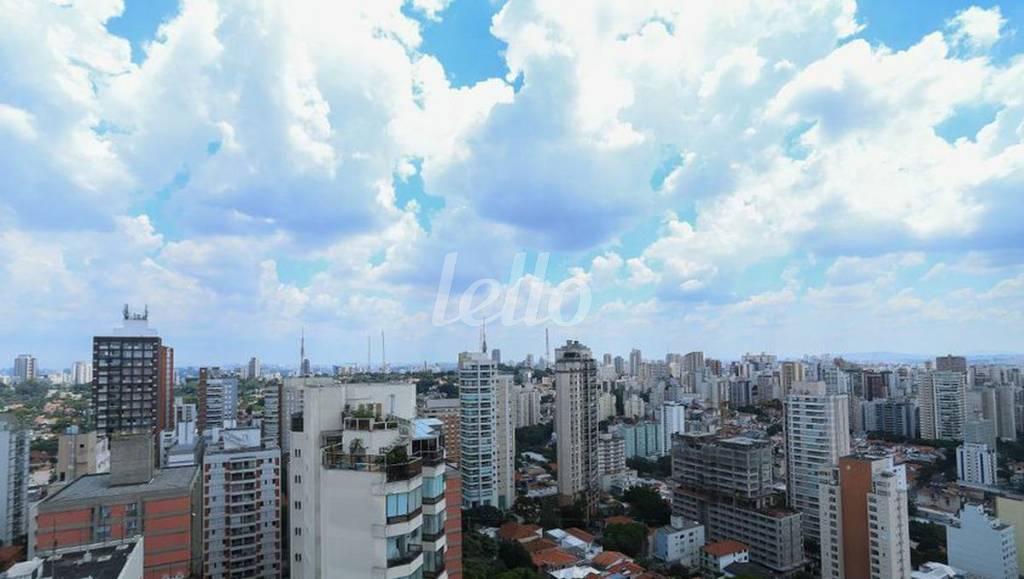 VISTA de Apartamento à venda, Padrão com 64 m², 2 quartos e 1 vaga em Perdizes - São Paulo