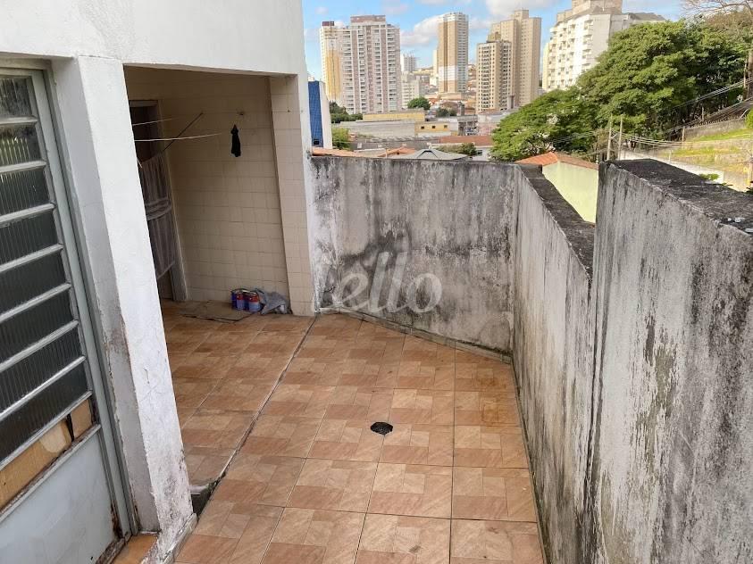 ACESSO EDICULA de Casa à venda, sobrado com 220 m², 2 quartos e 2 vagas em Vila Mazzei - São Paulo
