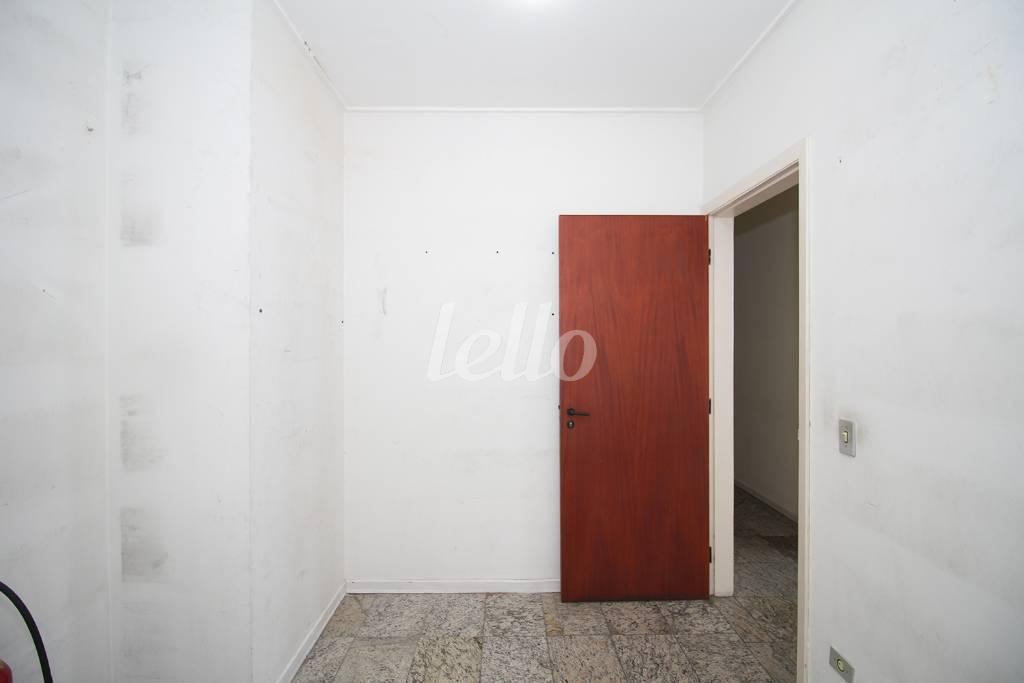 SALA 6 de Sala / Conjunto para alugar, Padrão com 213 m², e 2 vagas em Bela Vista - São Paulo