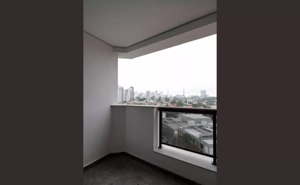 VARANDA de Apartamento para alugar, Padrão com 40 m², 1 quarto e 1 vaga em Higienópolis - São Paulo