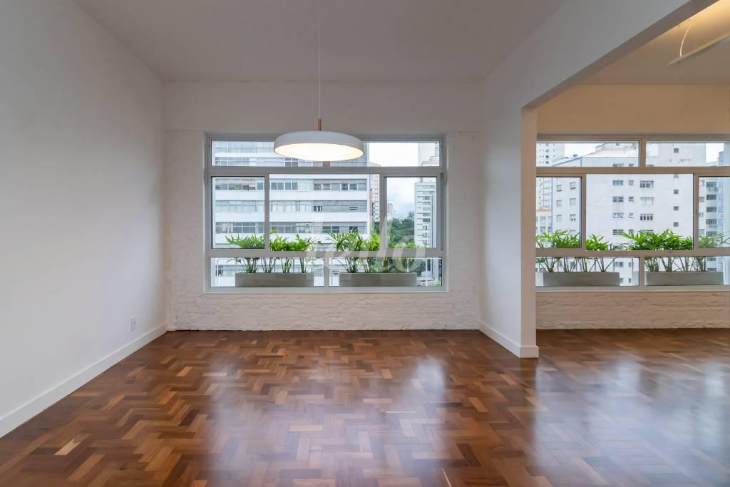 SALA de Apartamento à venda, Padrão com 239 m², 3 quartos e 1 vaga em Higienópolis - São Paulo
