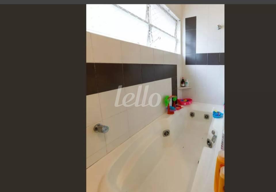 BANHEIRO de Apartamento à venda, Padrão com 145 m², 3 quartos e 1 vaga em Santa Cecília - São Paulo