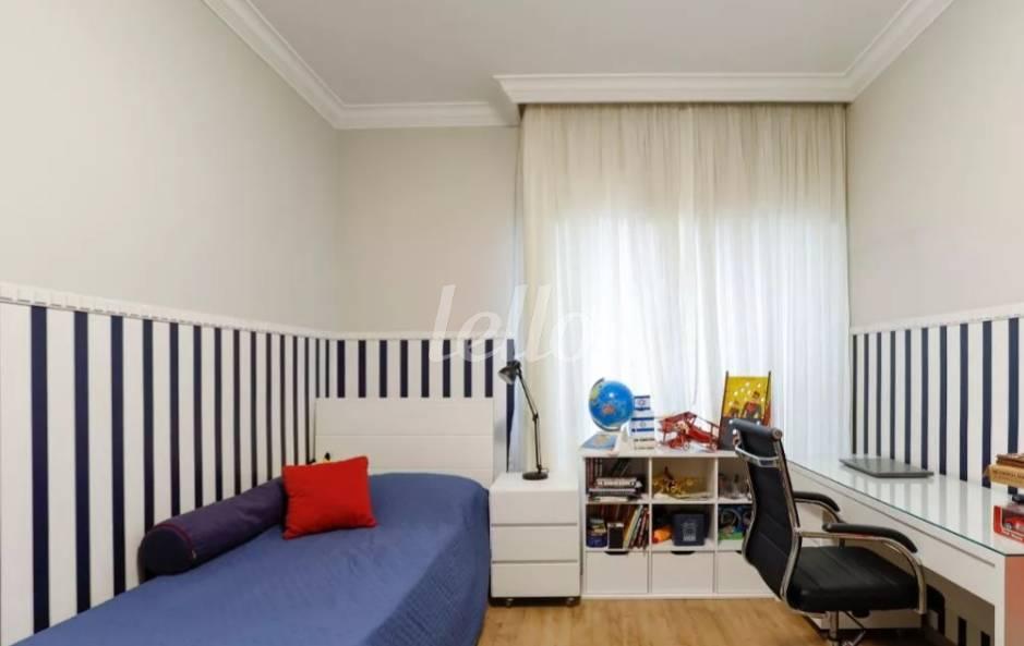 DORMITÓRIO de Apartamento à venda, Padrão com 145 m², 3 quartos e 1 vaga em Santa Cecília - São Paulo