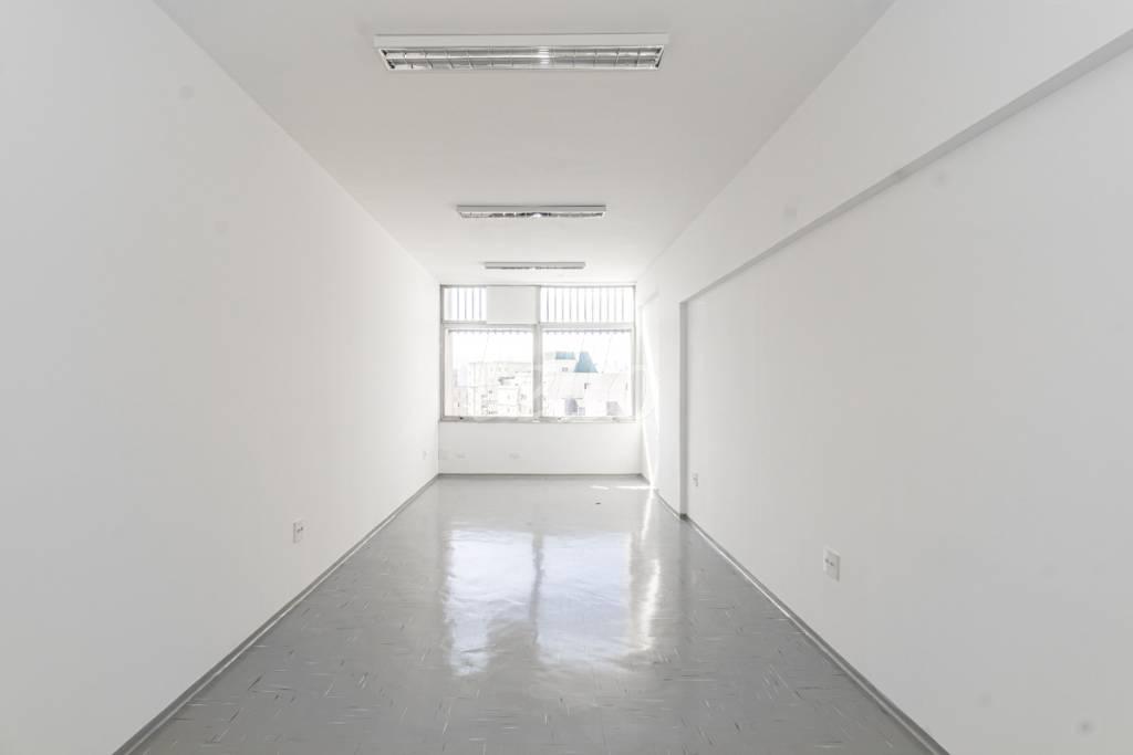 SALA 6 de Sala / Conjunto para alugar, Padrão com 339 m², e 10 vagas em Jardim Paulista - São Paulo
