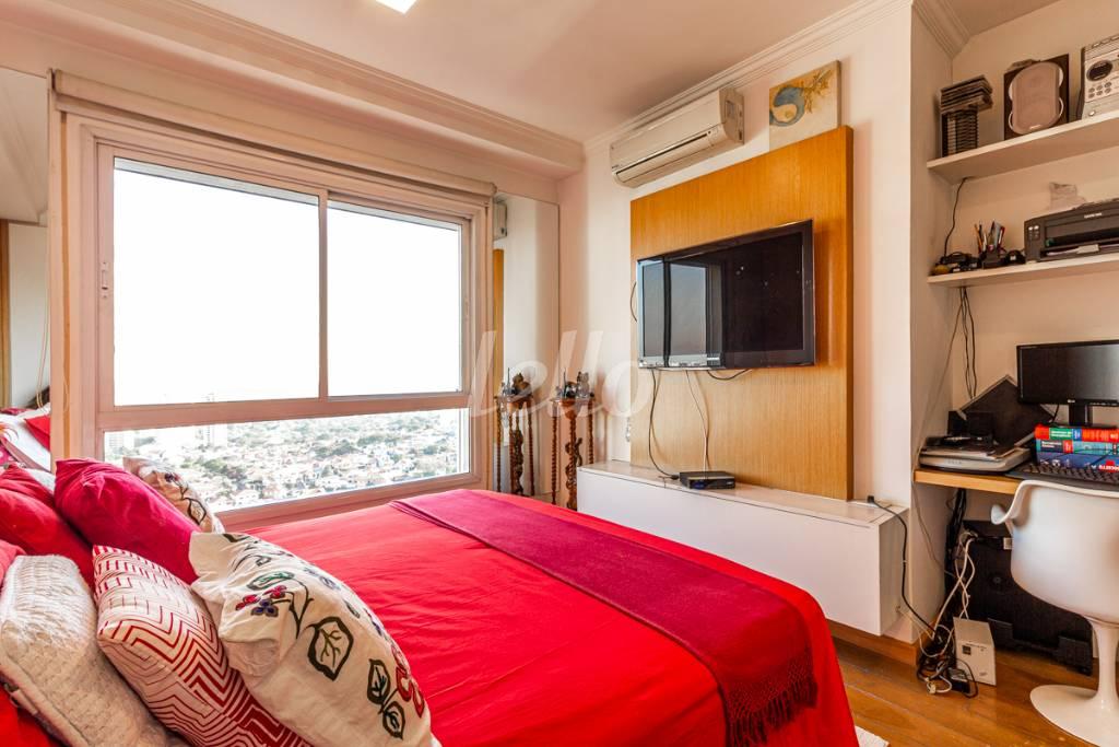SUITE 3 de Apartamento para alugar, Padrão com 190 m², 4 quartos e 4 vagas em Sumarezinho - São Paulo