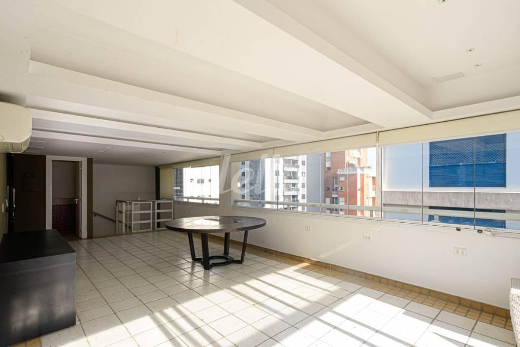 GOURMET COBERTURA de Apartamento à venda, cobertura - Padrão com 250 m², 4 quartos e 4 vagas em Paraíso - São Paulo