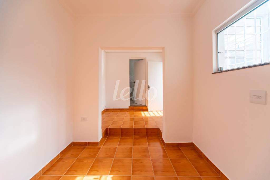QUARTO4 de Casa à venda, sobrado com 227 m², 4 quartos e 3 vagas em Vila Amabile Pezzolo - Santo André