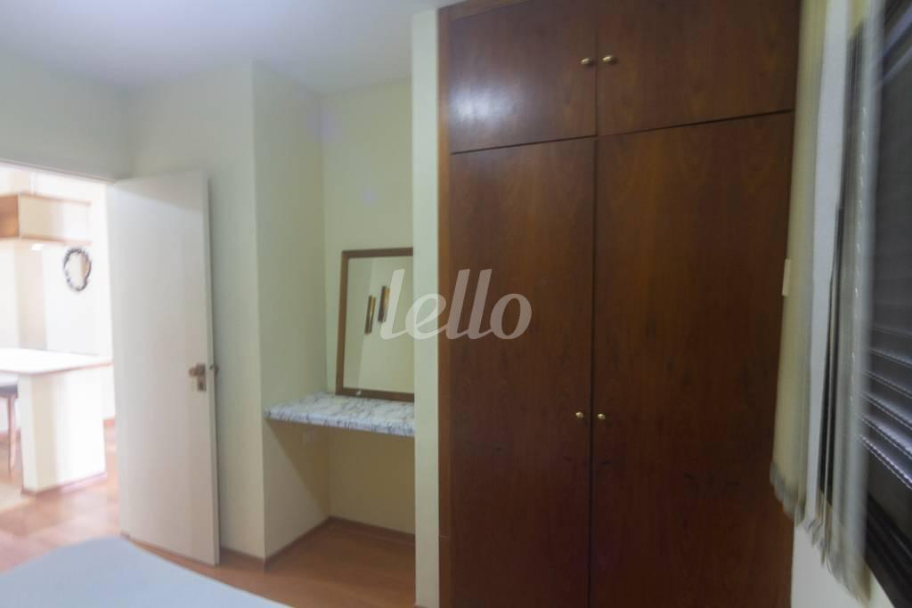 DORMITÓRIO de Apartamento para alugar, Padrão com 40 m², 1 quarto e 1 vaga em Jardim Paulista - São Paulo