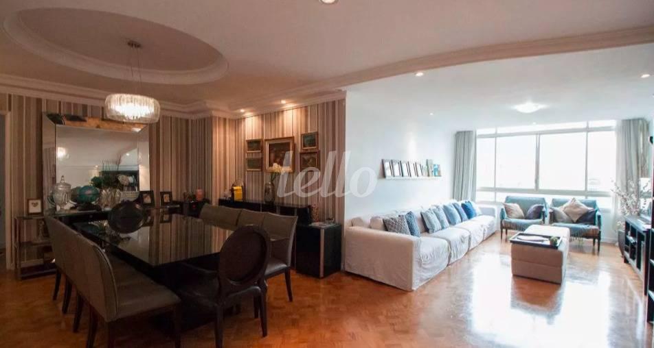 SALA de Apartamento à venda, Padrão com 188 m², 3 quartos e 1 vaga em Higienópolis - São Paulo