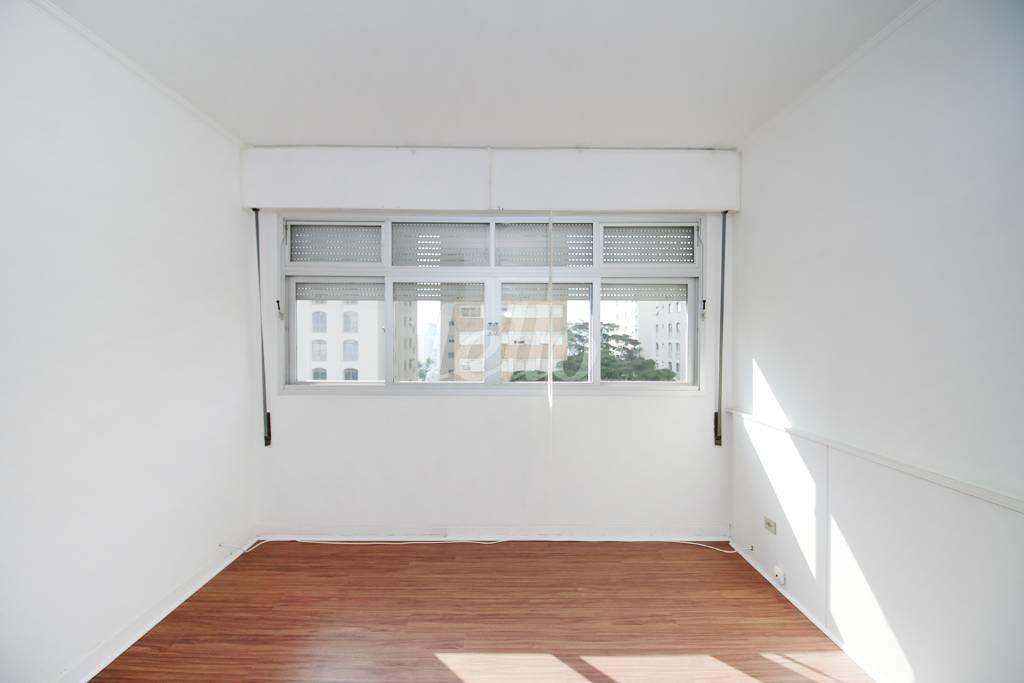 DORMITÓRIO 2 de Apartamento para alugar, Padrão com 256 m², 4 quartos e 3 vagas em Morro dos Ingleses - São Paulo