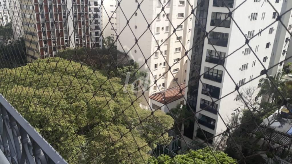 VISTA de Apartamento à venda, Padrão com 207 m², 3 quartos e 2 vagas em Jardim Paulista - São Paulo