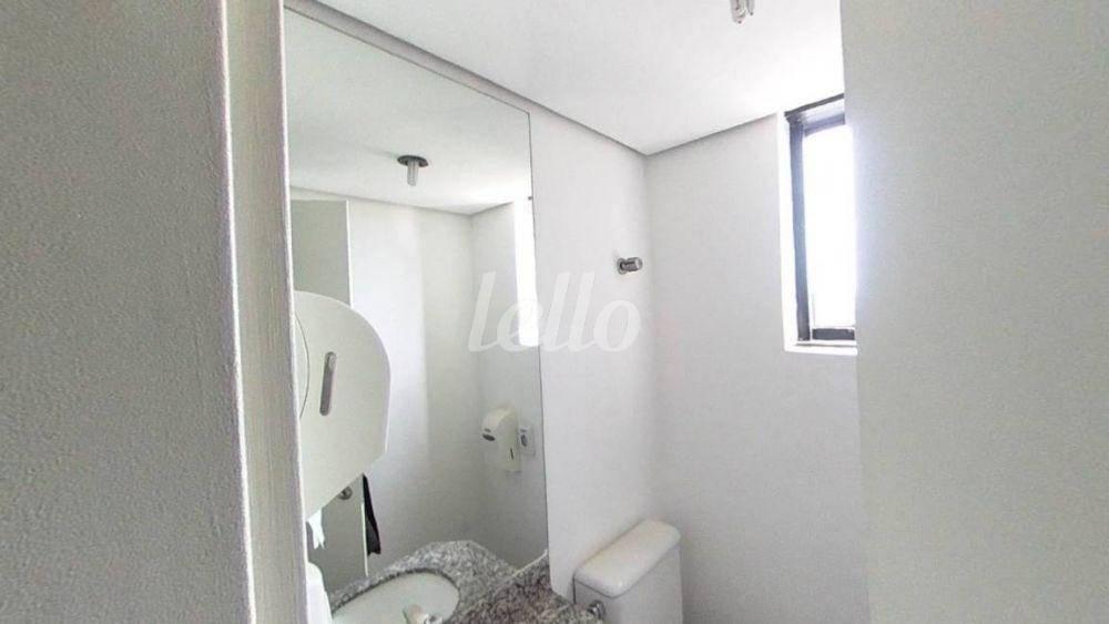 BANHEIRO de Sala / Conjunto para alugar, Padrão com 90 m², e 3 vagas em Itaim Bibi - São Paulo