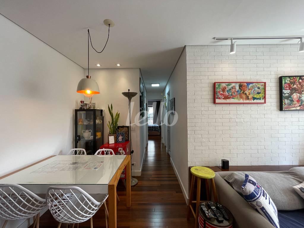 SALA de Apartamento à venda, Padrão com 76 m², 3 quartos e 2 vagas em Saúde - São Paulo