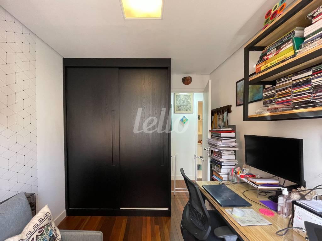 QUARTO 3 de Apartamento à venda, Padrão com 76 m², 3 quartos e 2 vagas em Saúde - São Paulo