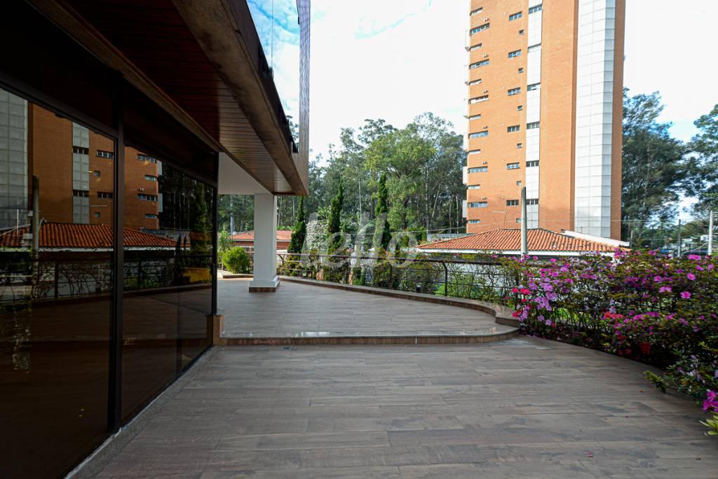 VARANDA GOURMET de Apartamento à venda, Duplex com 462 m², 4 quartos e 4 vagas em Jardim Luzitânia - São Paulo