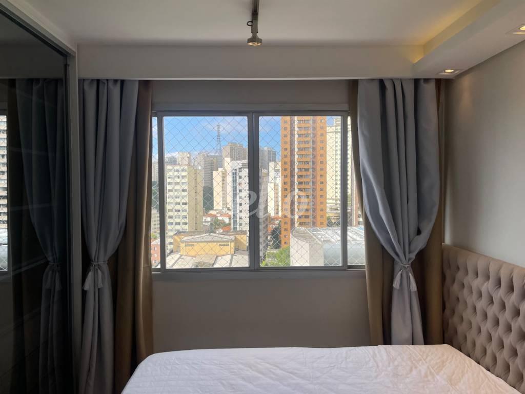 DORMITÓRIO de Apartamento para alugar, Padrão com 35 m², 1 quarto e 1 vaga em Bela Vista - São Paulo