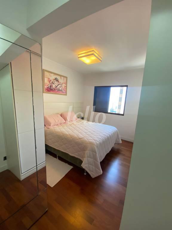 SUÍTE CASAL de Apartamento à venda, Padrão com 125 m², 3 quartos e 3 vagas em Vila Gomes Cardim - São Paulo