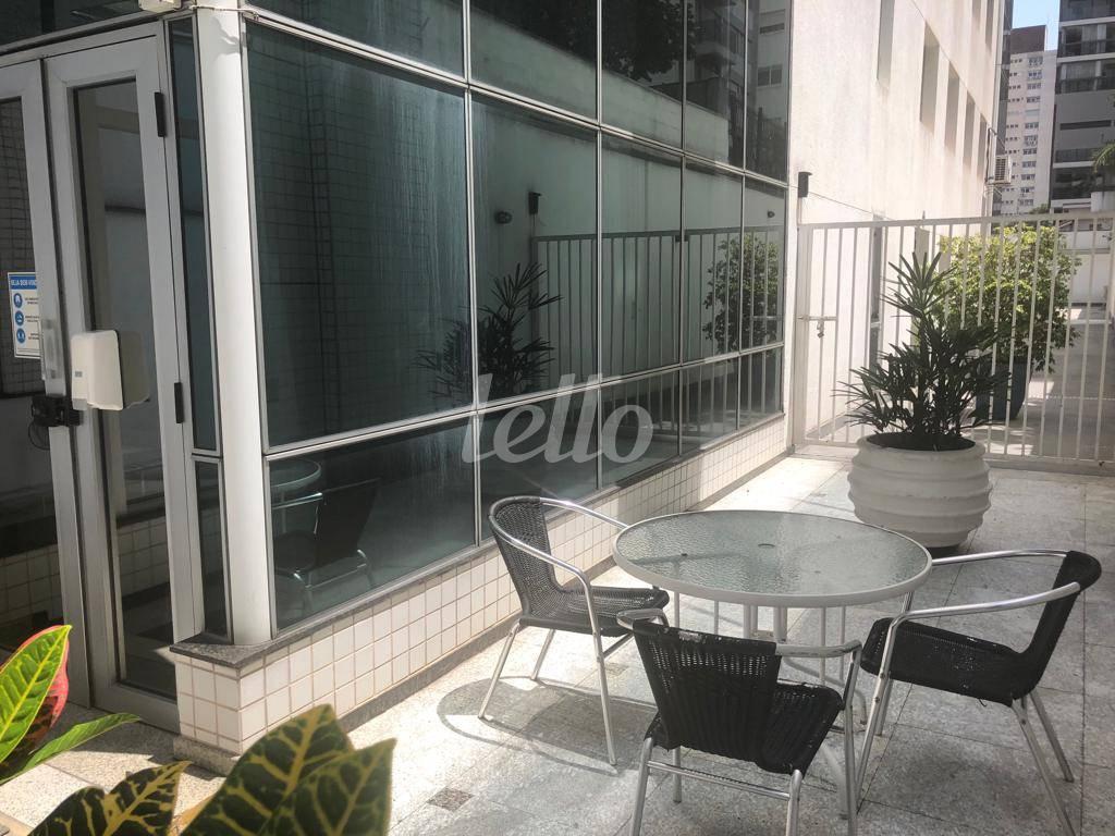 ÁREA EXTERNA de Sala / Conjunto à venda, Padrão com 47 m², e 1 vaga em Jardim Paulista - São Paulo