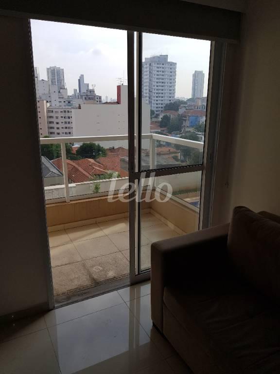 SALA DOIS AMBIENTES de Apartamento à venda, Padrão com 40 m², 1 quarto e 1 vaga em Cambuci - São Paulo