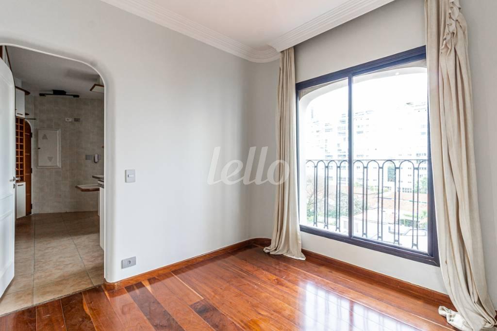 SALA de Apartamento para alugar, Padrão com 196 m², 6 quartos e em Pinheiros - São Paulo