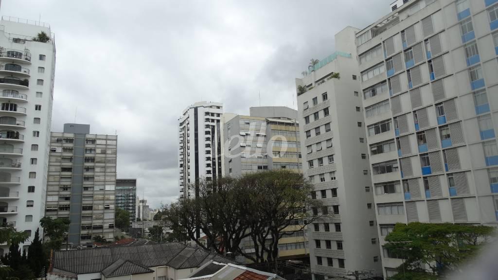 VISTA de Apartamento à venda, Padrão com 40 m², 1 quarto e 1 vaga em Jardim Paulista - São Paulo