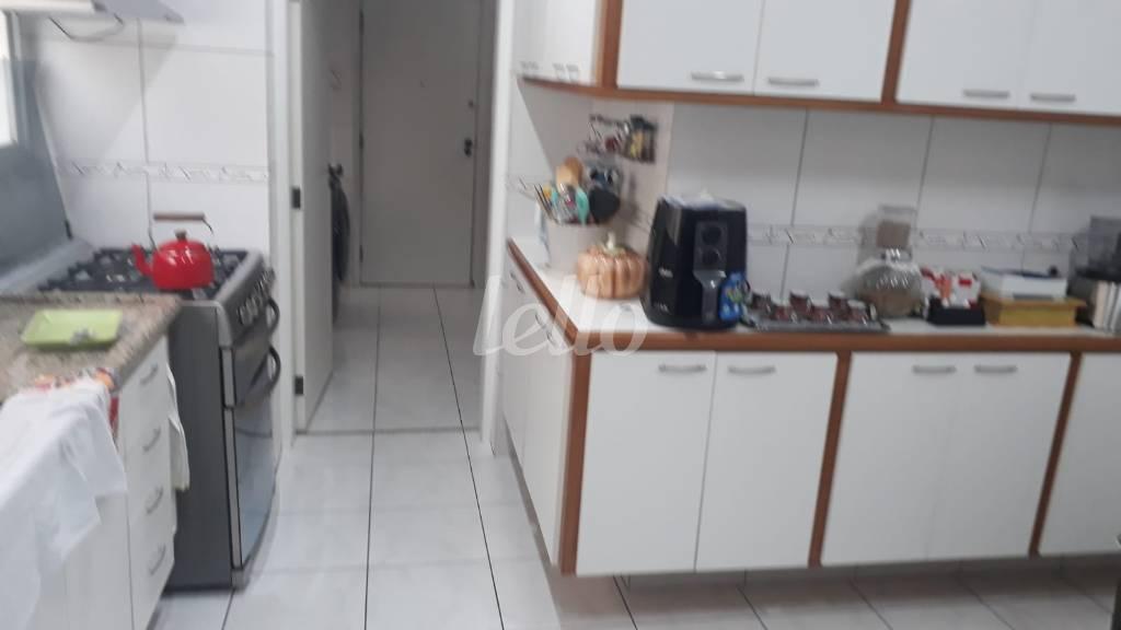 COZINHA de Apartamento à venda, Padrão com 200 m², 4 quartos e 3 vagas em Santa Cecília - São Paulo