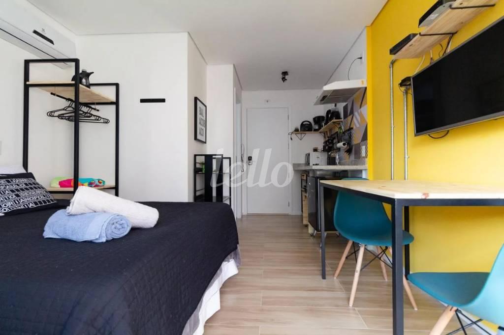 SALA de Apartamento à venda, Studio com 22 m², 1 quarto e 1 vaga em Consolação - São Paulo