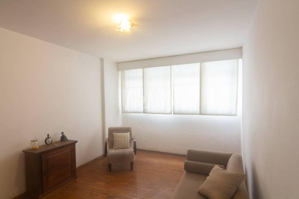 SALA de Sala / Conjunto para alugar, Padrão com 24 m², e em Bela Vista - São Paulo