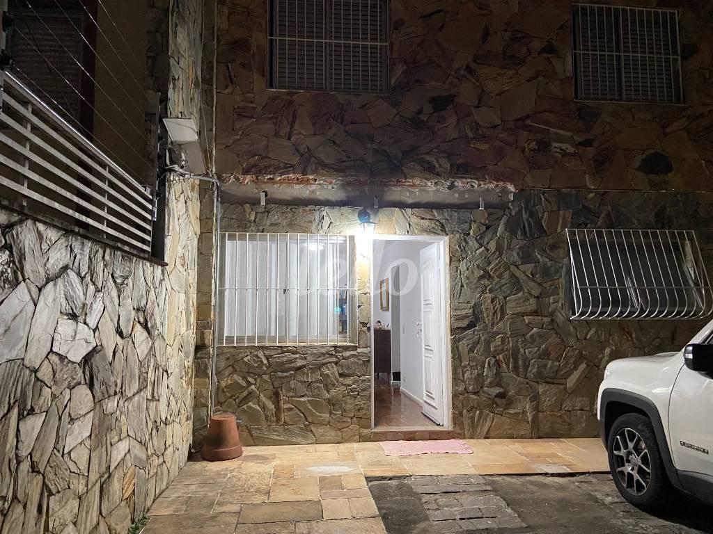 FACHADA de Casa à venda, sobrado com 88 m², 3 quartos e 2 vagas em Vila Mariana - São Paulo