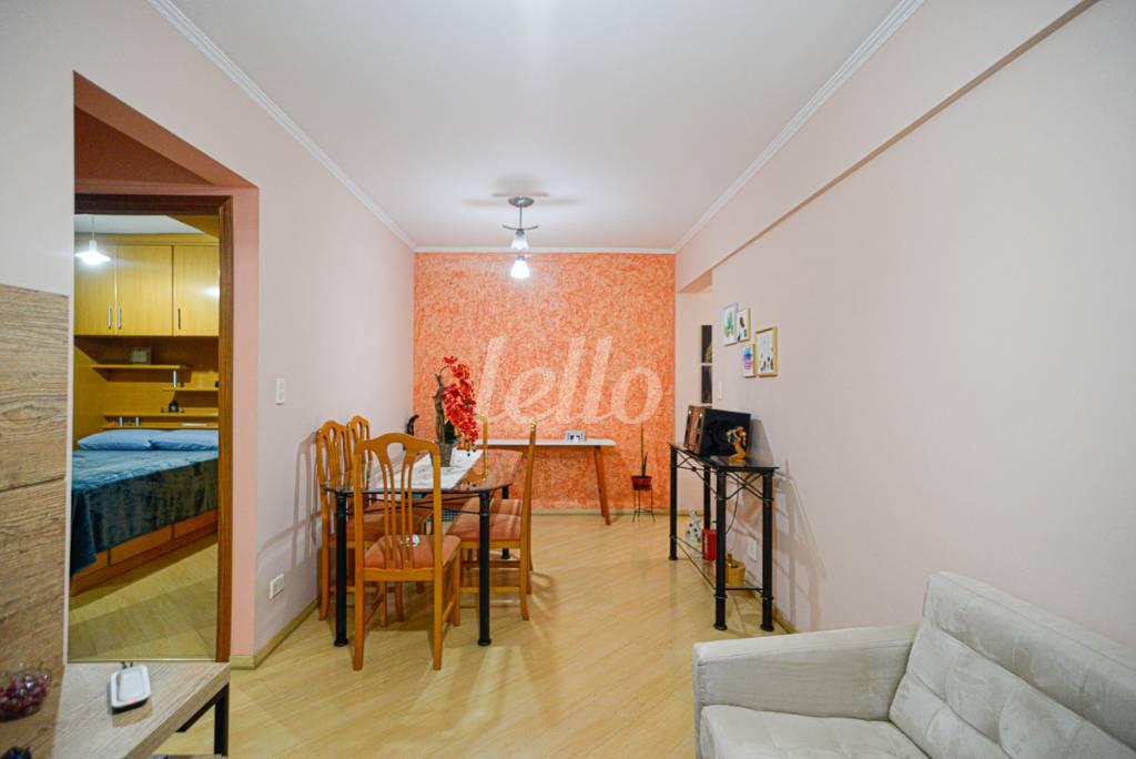 SALA DOIS AMBIENTES de Apartamento à venda, Padrão com 63 m², 2 quartos e 1 vaga em Vila Guilherme - São Paulo