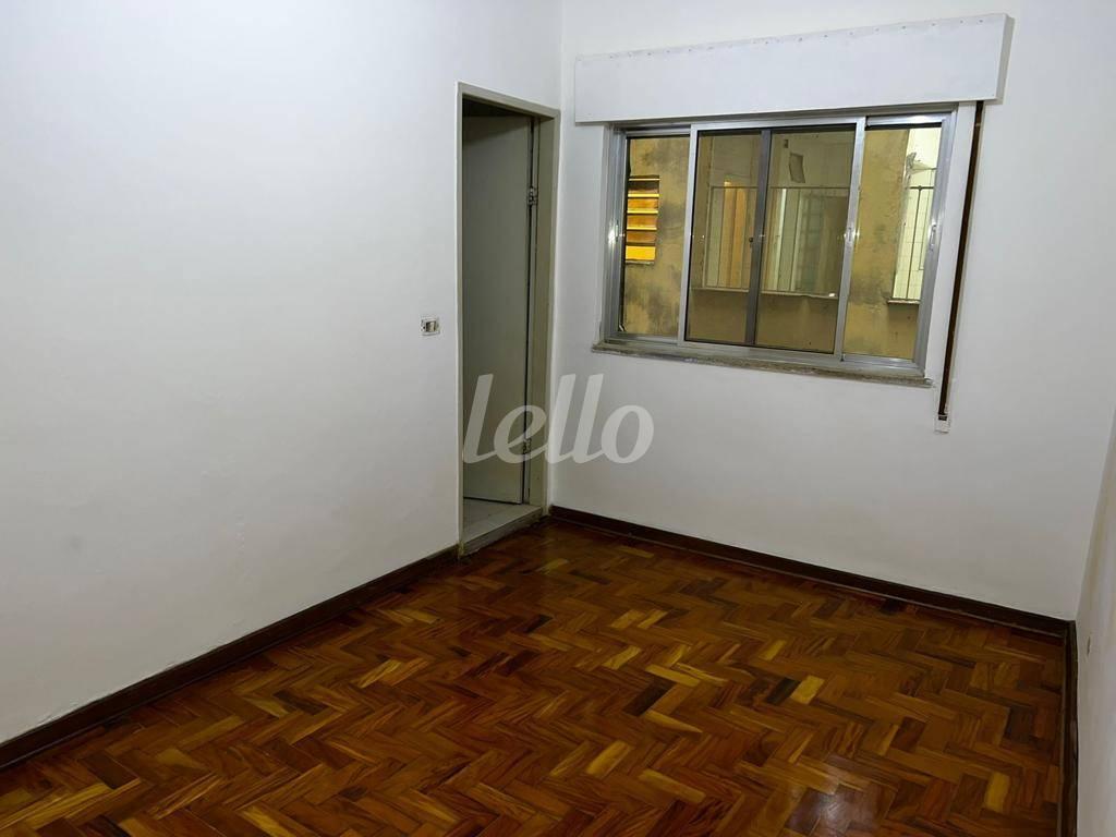DORMITÓRIO de Apartamento à venda, Padrão com 152 m², 4 quartos e em Bom Retiro - São Paulo