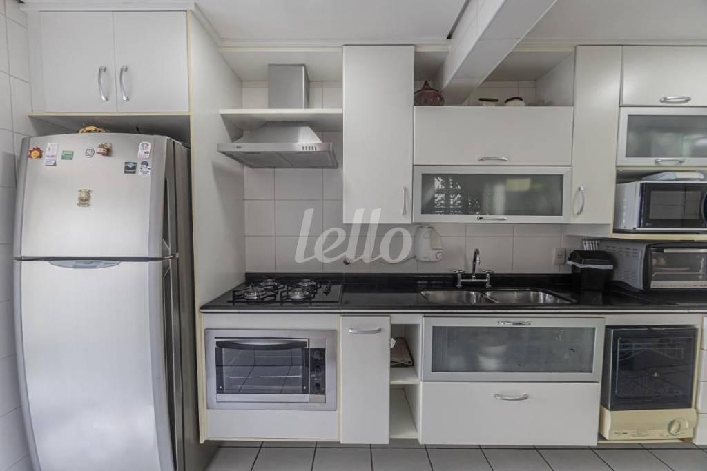 COZINHA VISTA ARMÁRIOS de Apartamento à venda, Duplex com 146 m², 3 quartos e 3 vagas em Vila Gomes Cardim - São Paulo