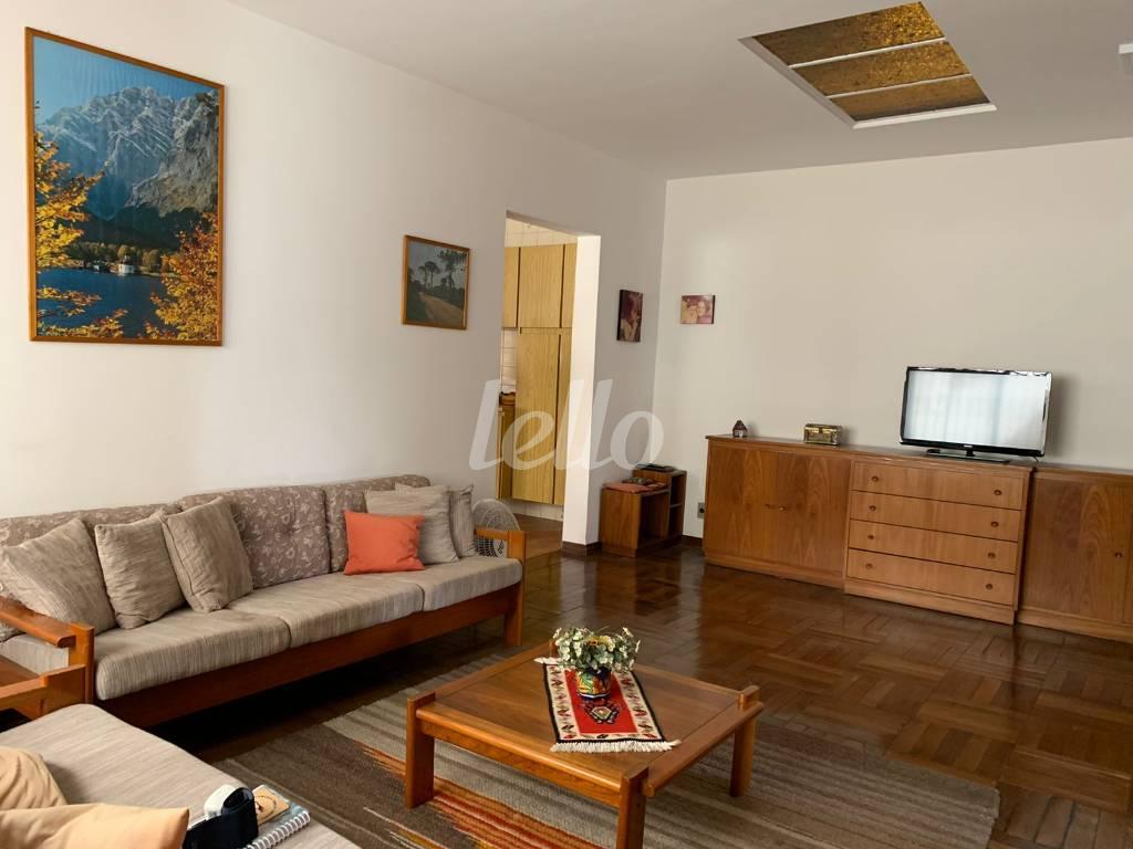 SALA de Casa à venda, assobradada com 165 m², 2 quartos e 4 vagas em Vila Formosa - São Paulo