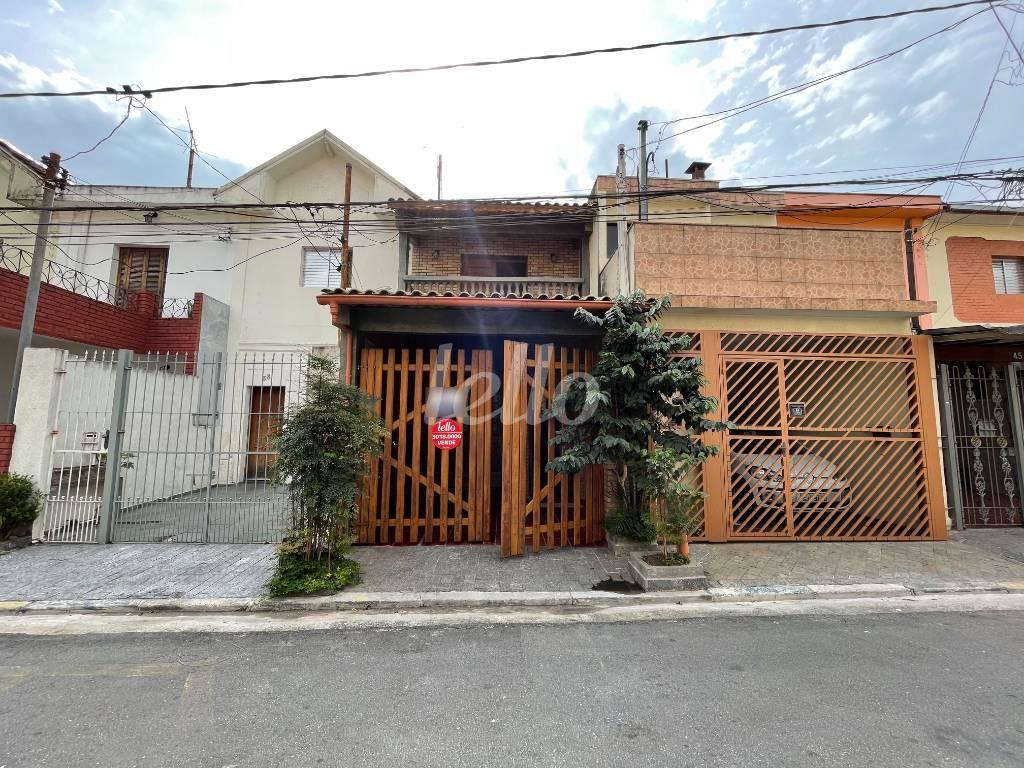 FACHADA de Casa à venda, sobrado com 82 m², 2 quartos e 1 vaga em Mooca - São Paulo