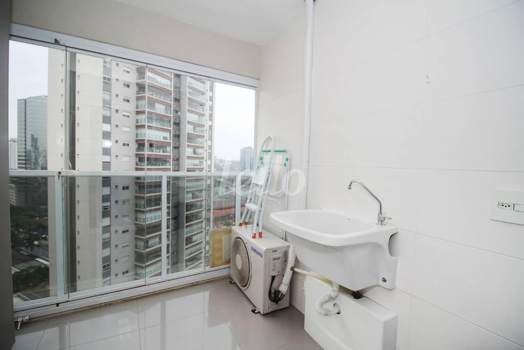ÁREA DE SERVIÇO de Apartamento à venda, Padrão com 55 m², 1 quarto e 1 vaga em Vila Gertrudes - São Paulo