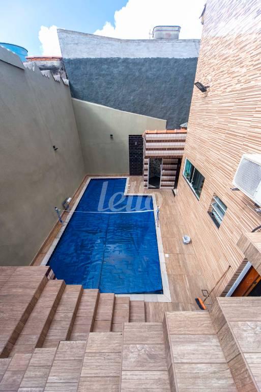 PISCINA de Casa à venda, sobrado com 161 m², 2 quartos e 3 vagas em Vila Palmares - Santo André