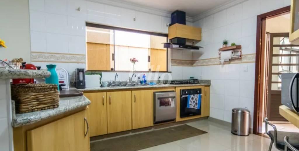 COZINHA de Casa à venda, sobrado com 320 m², 4 quartos e 7 vagas em Vila Alpina - São Paulo