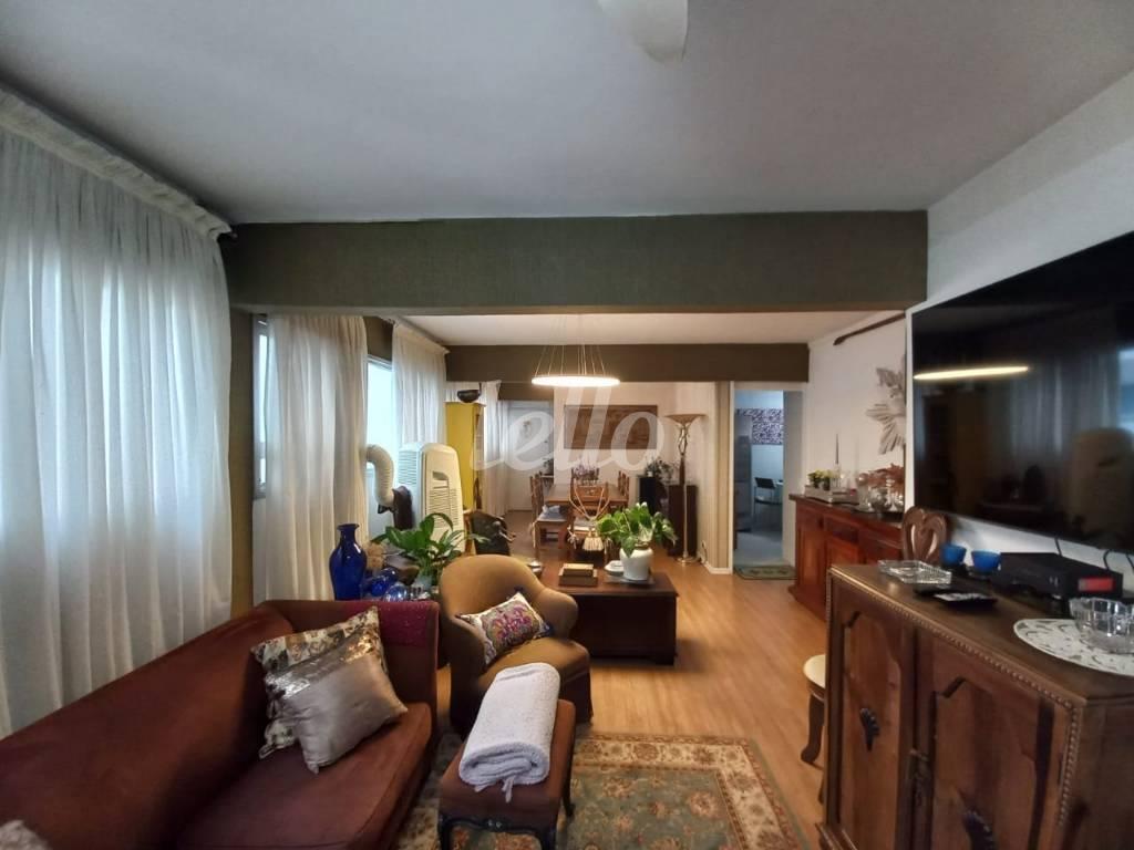 SALA de Apartamento à venda, Padrão com 126 m², 3 quartos e 1 vaga em Perdizes - São Paulo