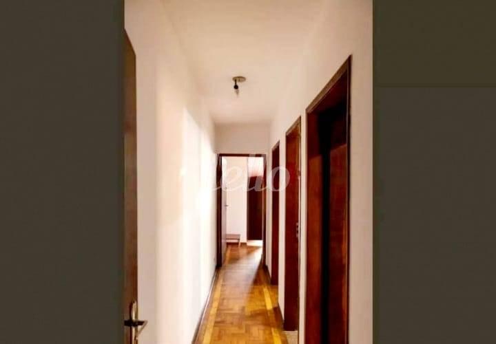 CORREDOR de Casa à venda, térrea com 140 m², 3 quartos e 1 vaga em Jabaquara - São Paulo