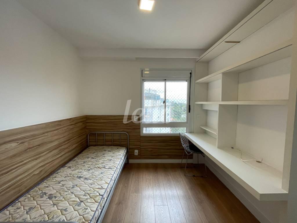 QUARTO 3 de Apartamento à venda, cobertura - Padrão com 236 m², 8 quartos e 3 vagas em Morumbi - São Paulo