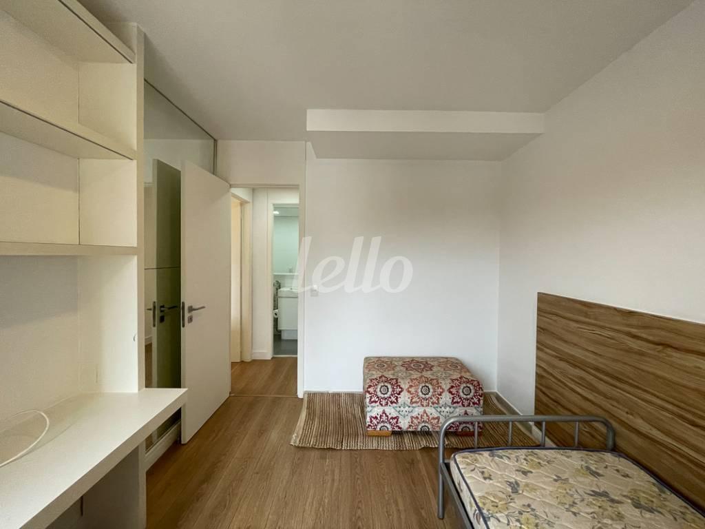 QUARTO 3 de Apartamento à venda, cobertura - Padrão com 236 m², 8 quartos e 3 vagas em Morumbi - São Paulo