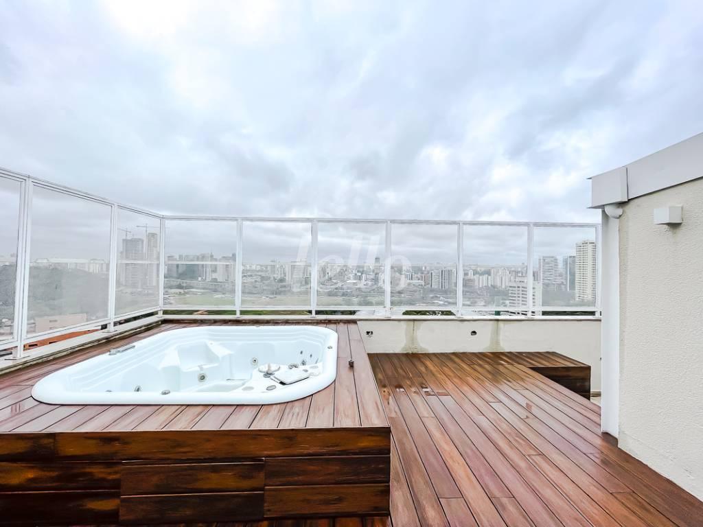 JACUZI AREA DE LAZER de Apartamento à venda, cobertura - Padrão com 236 m², 8 quartos e 3 vagas em Morumbi - São Paulo