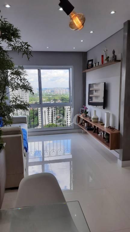 SALA de Apartamento à venda, Padrão com 90 m², 2 quartos e 1 vaga em Alto da Lapa - São Paulo