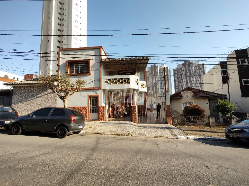FACHADA de Casa à venda, sobrado com 180 m², 4 quartos e 6 vagas em Parque da Mooca - São Paulo
